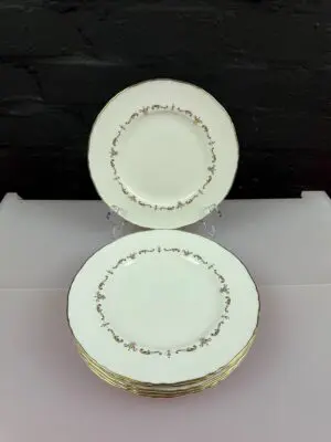 Royal Worcester Gold Chantilly Salad Plates 20.5 cm Wide Set of 6