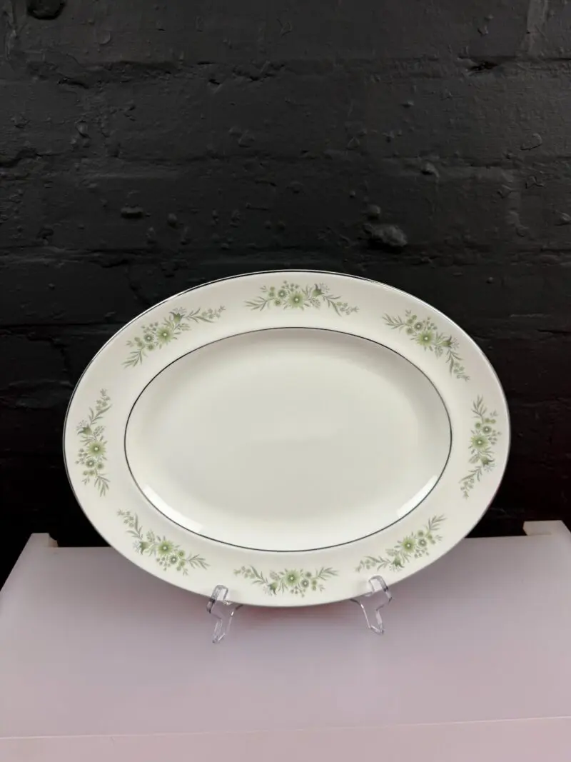 Wedgwood Westbury R4410 Oval Carving Serving Platter Plate 14" x 11"