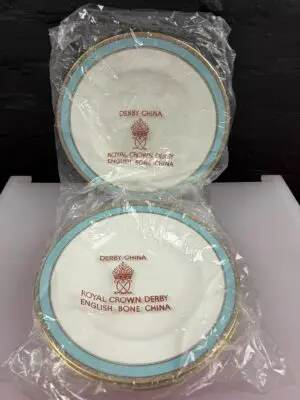 3 x Royal Crown Derby Fifth Avenue A.1265 Dinner Plates 27 cm Wide Set 1st New