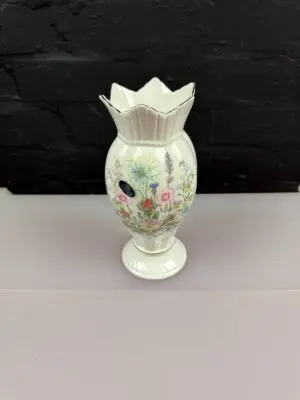 Aynsley Wild Tudor Windsor Vase 8" High