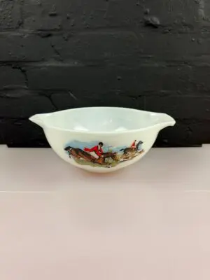 JAJ Pyrex Tally Ho Mixing Bowl Countryside Hunting Scene Glass 11" x 4"