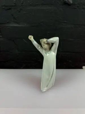 Lladro 4870 Boy Yawning / Awakening Vintage Porcelain Figurine 8.5" High
