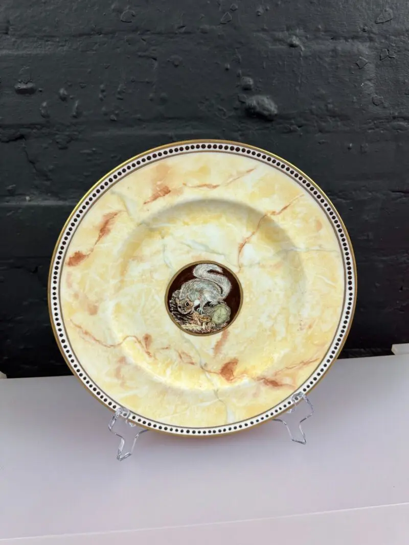 Royal Worcester EX Artist J Ruth Brown 1994 Dinner Plate 27 cm Squirrel