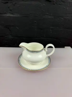 St Michael Marks & Spencer Felsham Gravy Boat Sauce Jug and Stand Set