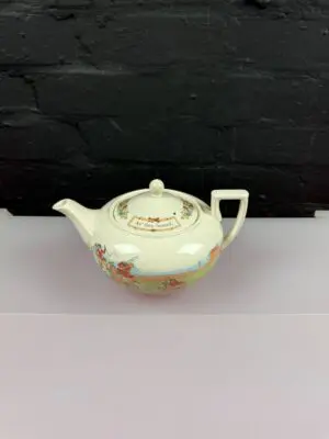 Wedgwood of Etruria and Barlaston Tea Pot 1.5 Pints The Three Jovial Huntsmen AF