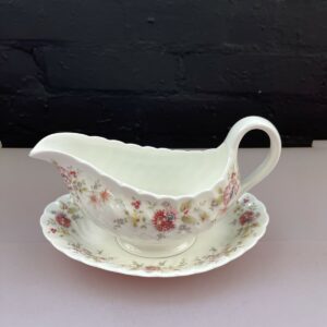 Wedgwood Posy Gravy Boat Sauce Jug and Stand / Saucer Set