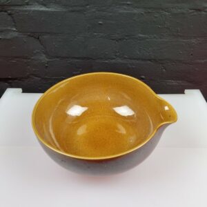 T G Green Church Gresley Farmhouse Mixing Bowl With Pouring Lip 25 cm x 11 cm