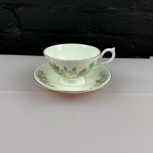 Aynsley Wild Tudor Elizabeth Footed Tea Cup and Saucer Set Gold Rim