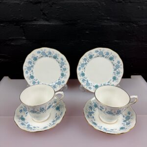 Colclough Braganza Tea Trios Cups Saucers and Side Plates Set of 2