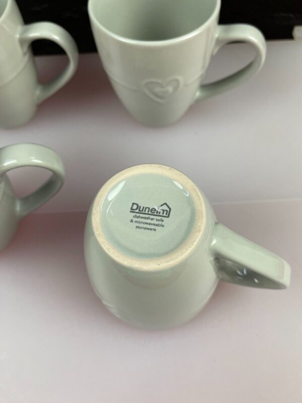 4 x Dunelm Love Hearts Tea / Coffee Mugs Curved 4.5" High 2 Sets