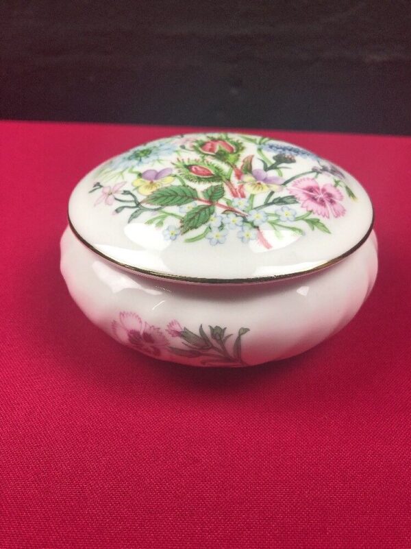 Aynsley Wild Tudor Trinket Bowl Lidded   Covered 